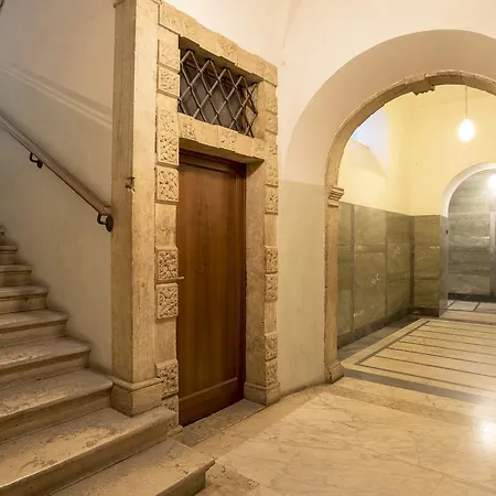 Cinquanta4 Charme トレント