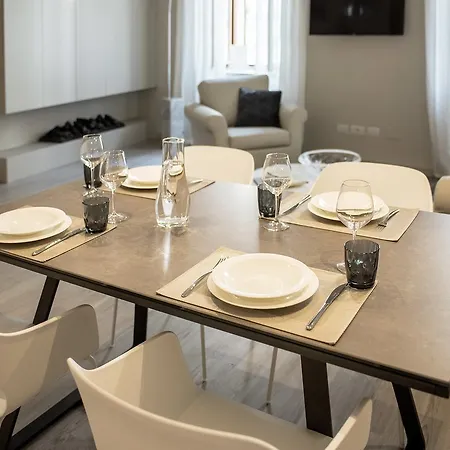 Apartment Cinquanta4 Charme *