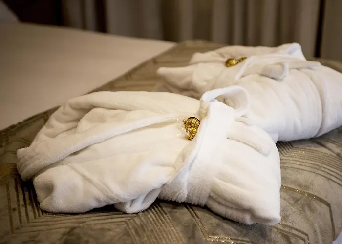 Cinquanta4 Charme * Trente