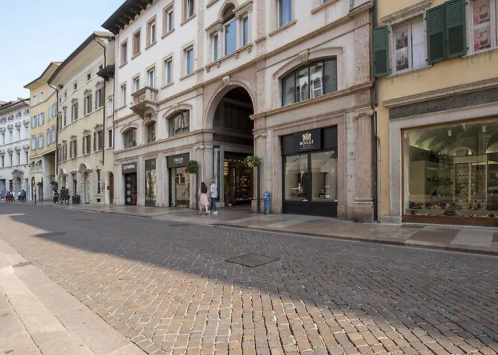 Appartement Cinquanta4 Charme *